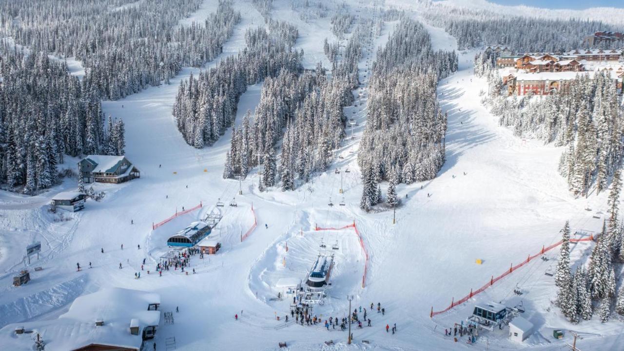 Nest On Perfection - Newly Renovated Ski In Ski Out Mountain View Condo Big White Zewnętrze zdjęcie