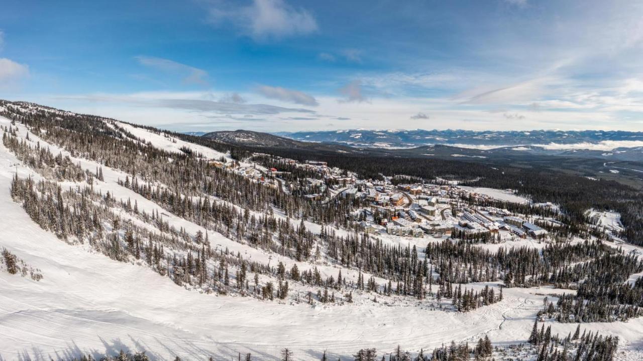 Nest On Perfection - Newly Renovated Ski In Ski Out Mountain View Condo Big White Zewnętrze zdjęcie